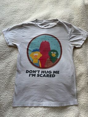 Official Women’s Don't Hug Me I'm Scared Graphic Characters T-Shirt Sz. S